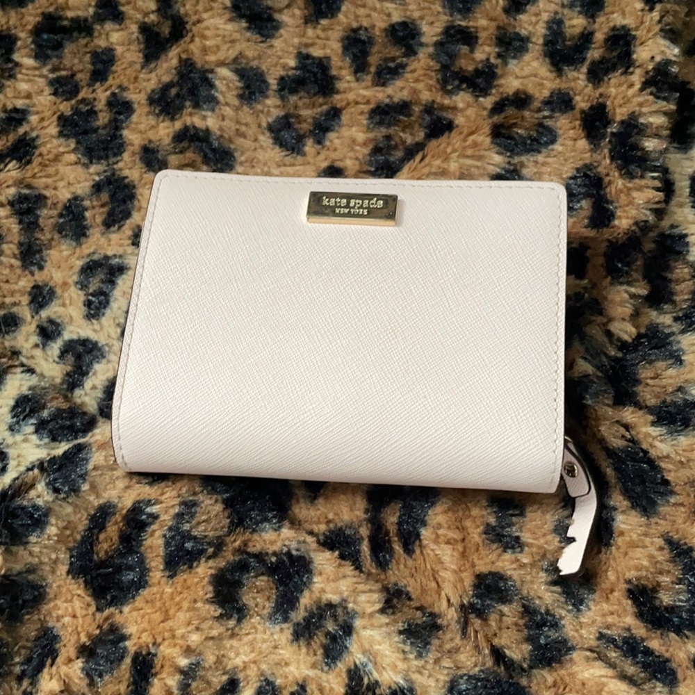 Kate Spade Wallet like new!